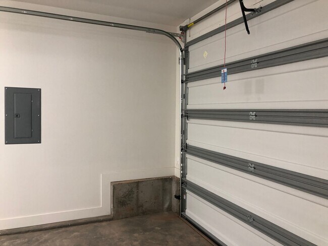 Building Photo - New 2 Bedroom 2.5 Bathroom Townhome