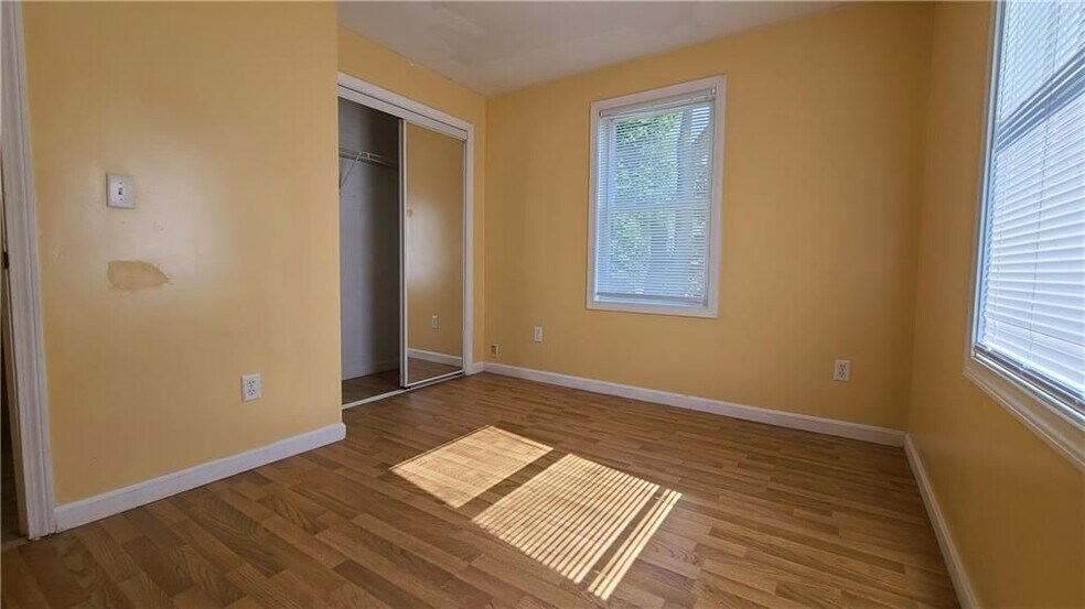 Building Photo - 235 Wadsworth St