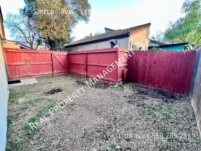 Building Photo - 5965 E Shields Ave