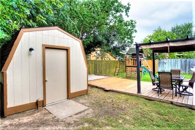 Building Photo - 19319 Cypress Bay Dr