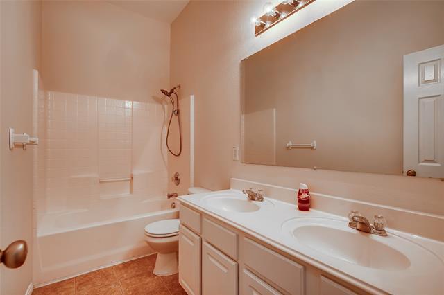 Building Photo - 12620 Summerwood Dr