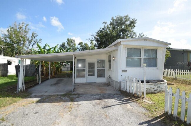 Primary Photo - 3310 Peachtree Hill Rd