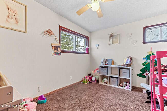 Building Photo - 5113 Jerry Dr