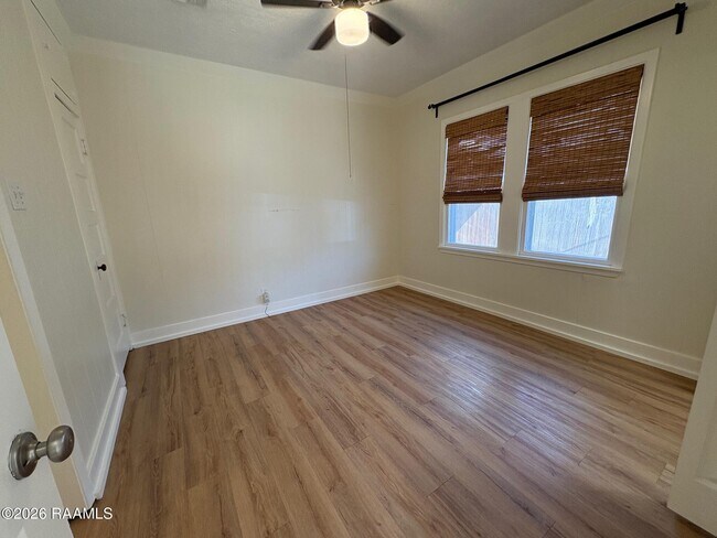 Building Photo - 524 Cedar Crest Ct