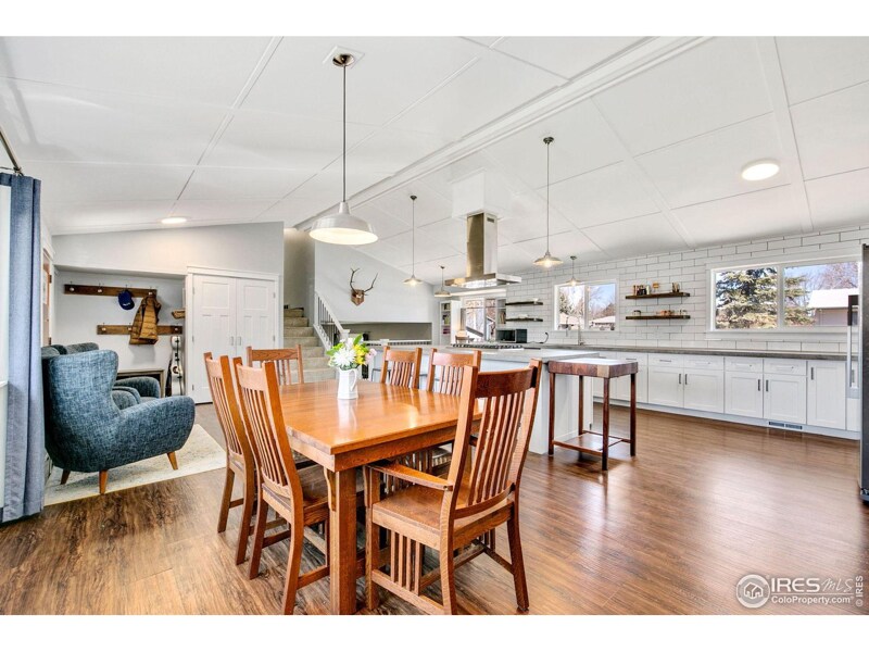 Building Photo - 930 Rocky Mountain Way