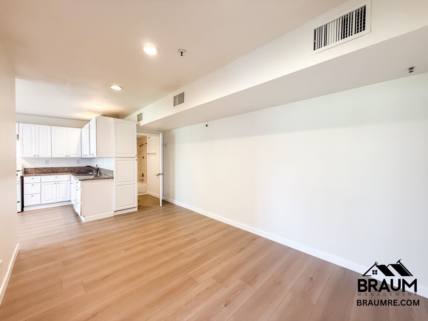 Building Photo - 1537 Franklin St