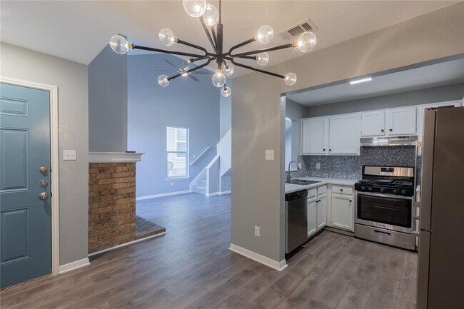 Building Photo - 317 Rawhide Loop