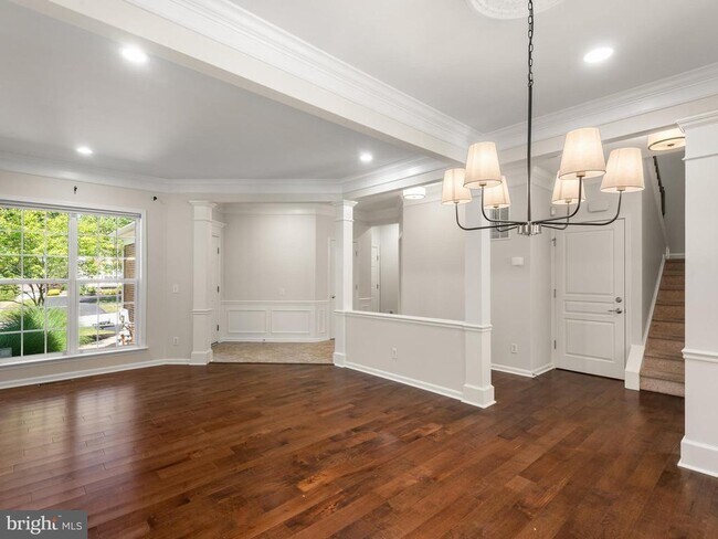 Building Photo - 209 N Caldwell Cir
