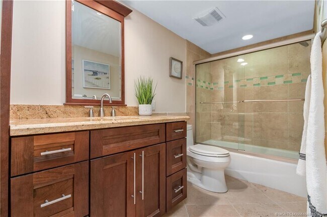 Building Photo - 3792 NE Ocean Blvd