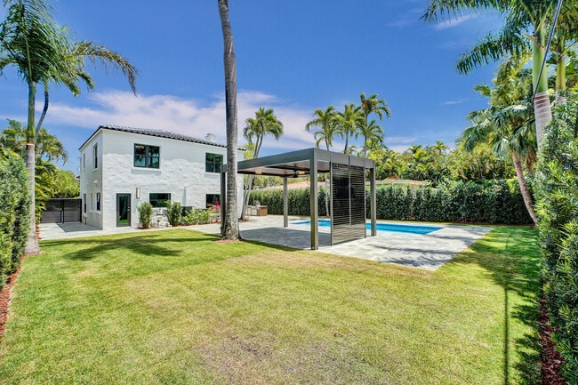 Building Photo - 5832 Alton Rd