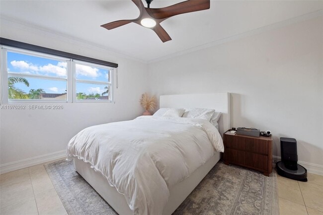 Building Photo - 6523 NW 170th Ln