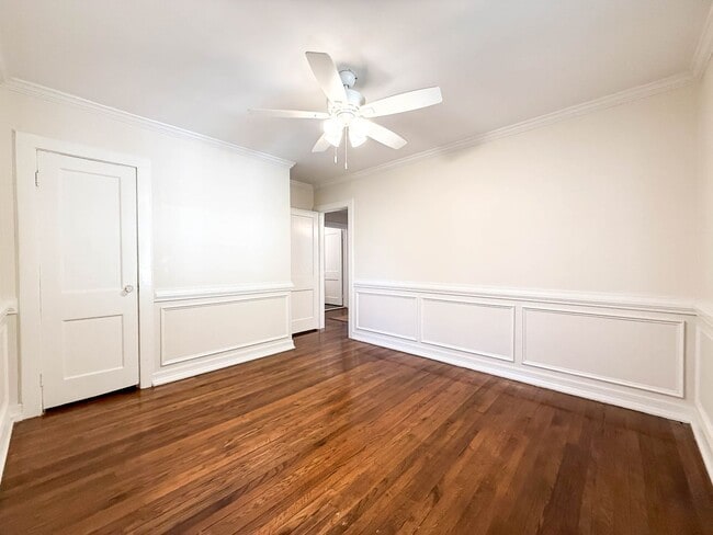 Building Photo - 2525 Camille Dr