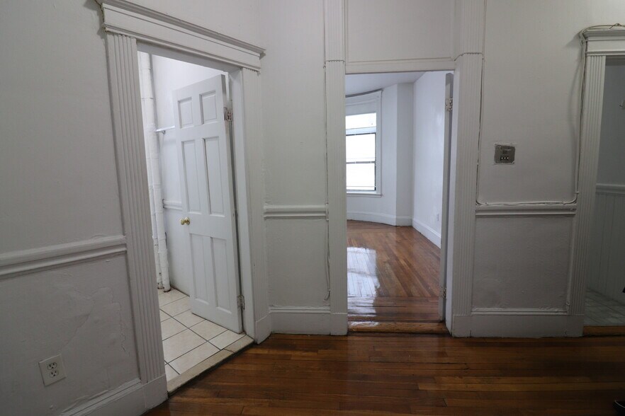 Building Photo - 409 Huntington Ave