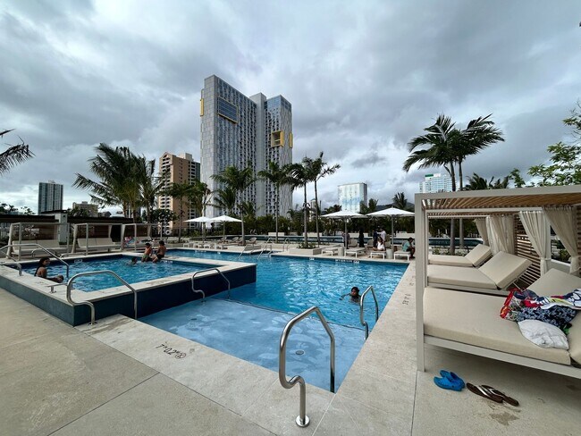 Building Photo - Park at Ward Village - 2 Bedroom, 2 Bath with 2 Parking! Ocean View