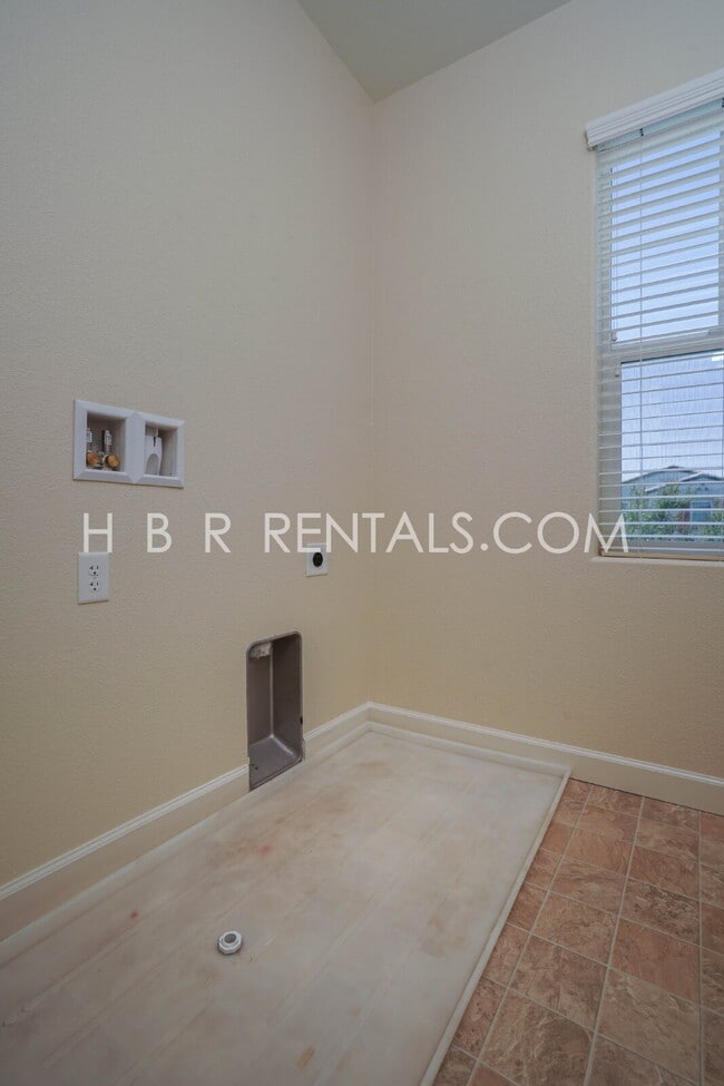Building Photo - Mountain House - Hansen Village - 4 Bed | ...