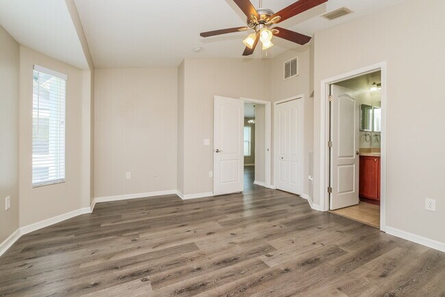 Building Photo - 12710 Evington Point Dr