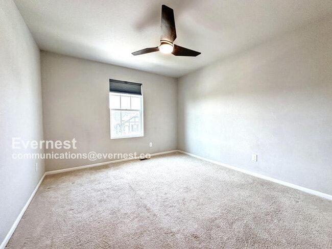 Building Photo - 15675 E 47th Dr