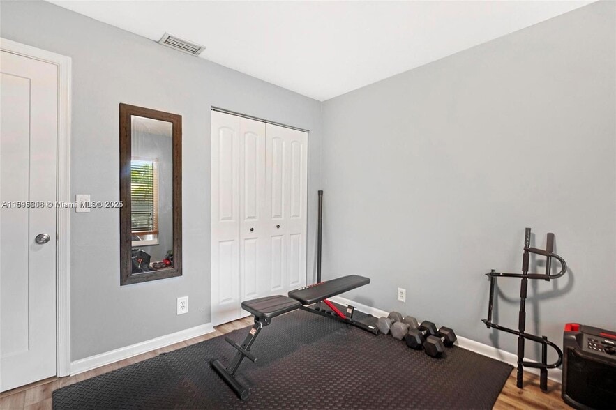 Building Photo - 301 NW 78th Ave