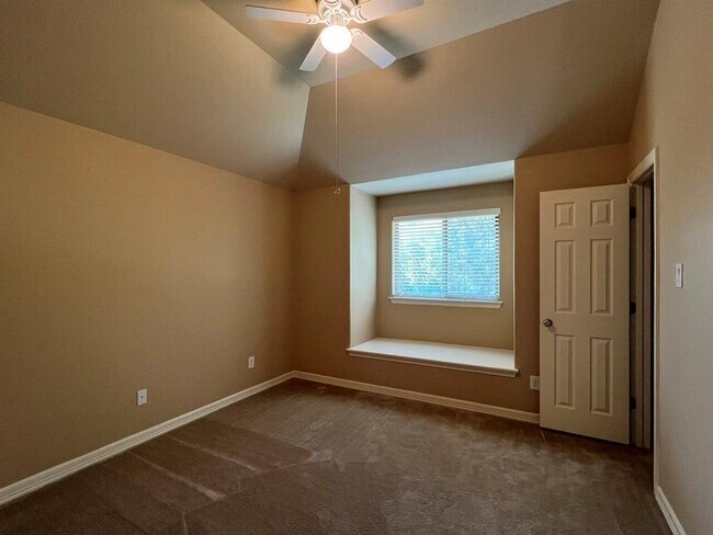 Building Photo - 3914 Remington Rd
