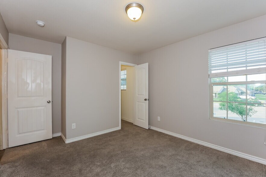 Building Photo - 12810 Kyla Jean Ct
