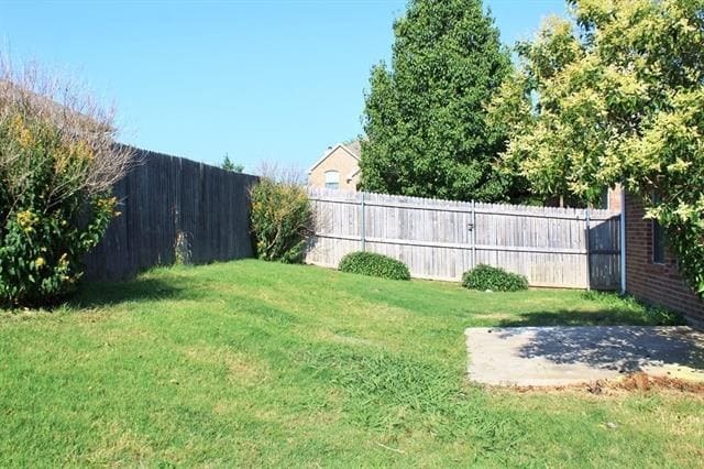 Building Photo - 3104 Kennedy Dr