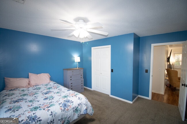 Building Photo - 410 Cardinal Dr