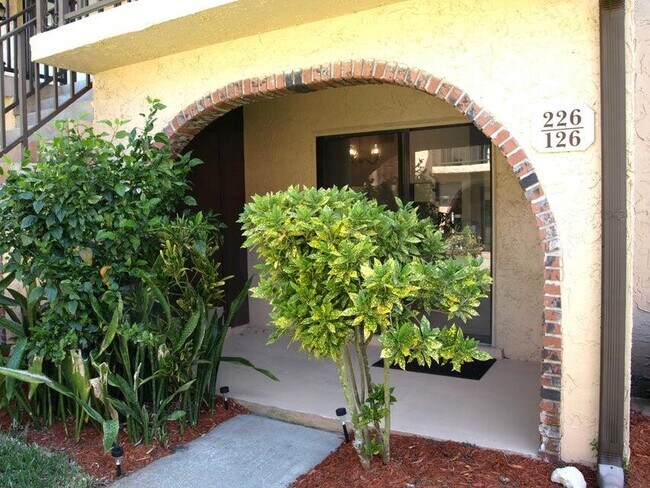 Building Photo - 126 San Paulo Cir