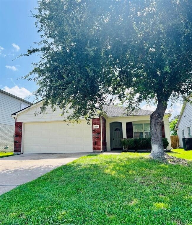 Primary Photo - 15034 Sugar Sands Dr