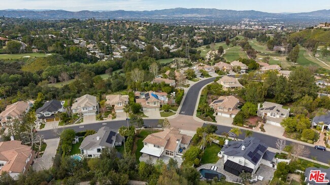 Building Photo - 18500 St Moritz Dr