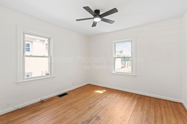 Building Photo - 2602 Elmo Pl