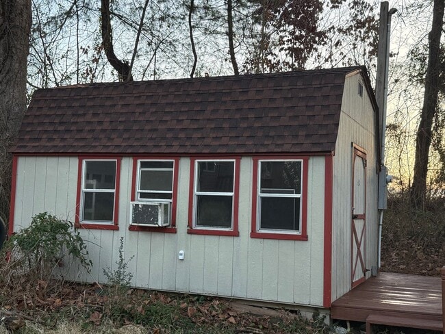 Building Photo - 3 Bedroom 2 Bathroom Home located in Greene County, TN