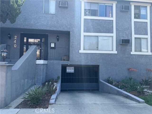 Building Photo - 240 W Verdugo Ave