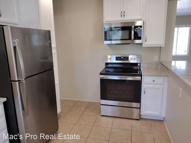 Building Photo - 2 br, 1 bath House - 1212 N. Del Valle Place