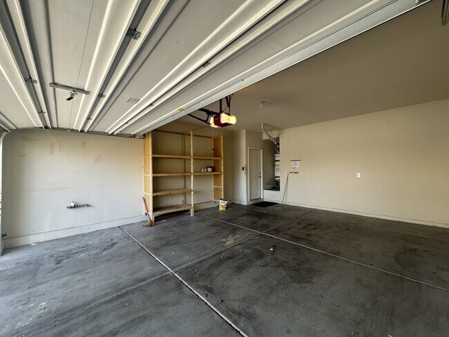 Building Photo - 8977 Melridge Rd
