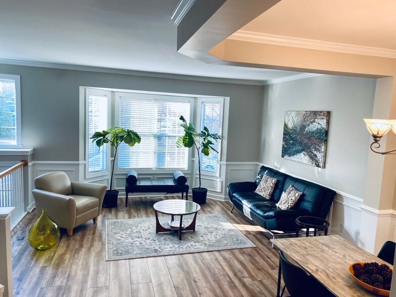 Building Photo - 7304 Doverton Ct