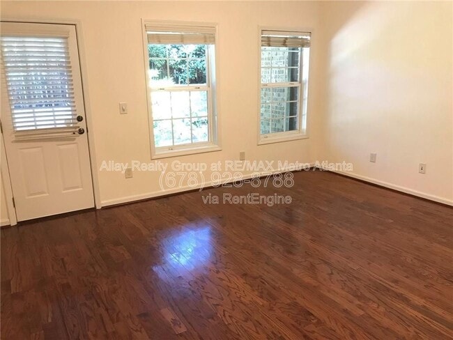 Building Photo - 2673 Rivers Edge Dr NE