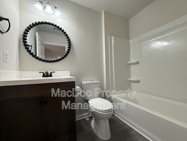 Building Photo - 127 Harper Ln