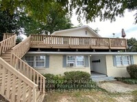 Building Photo - 1110 S Main St