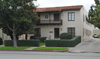 Building Photo - Single classic charm with a homey feel in South Pasadena!