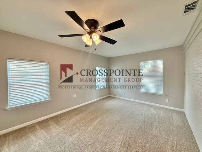 Building Photo - 1309 Lamar St