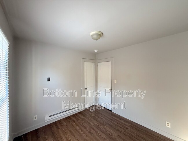 Building Photo - 233 Orange St