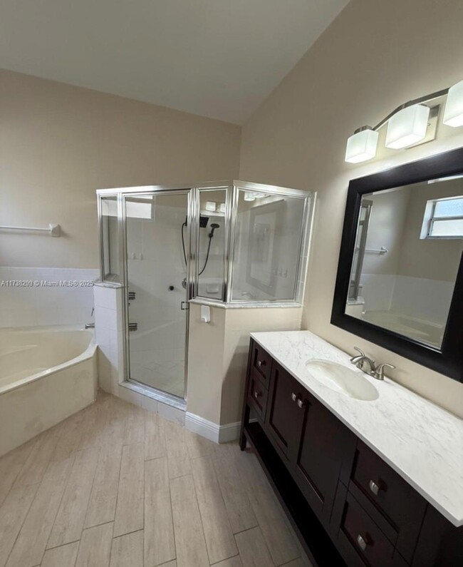 Building Photo - 2670 Dunwoodie Pl