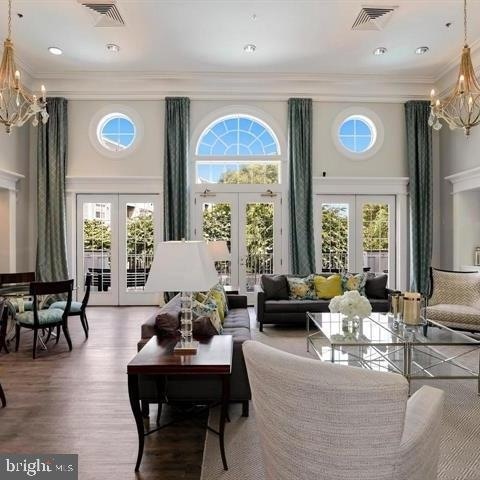 Building Photo - 1625 International Dr