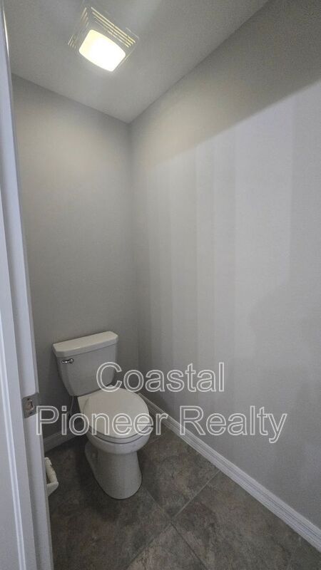 Building Photo - 9613 Sage Creek Dr