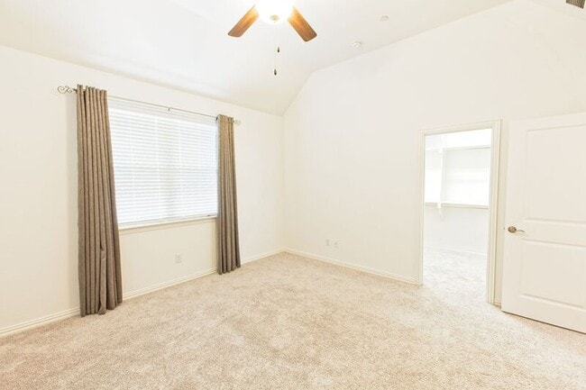 Building Photo - 3116 Gaylord Dr