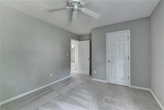 Building Photo - 5229 Pine Branch Ct