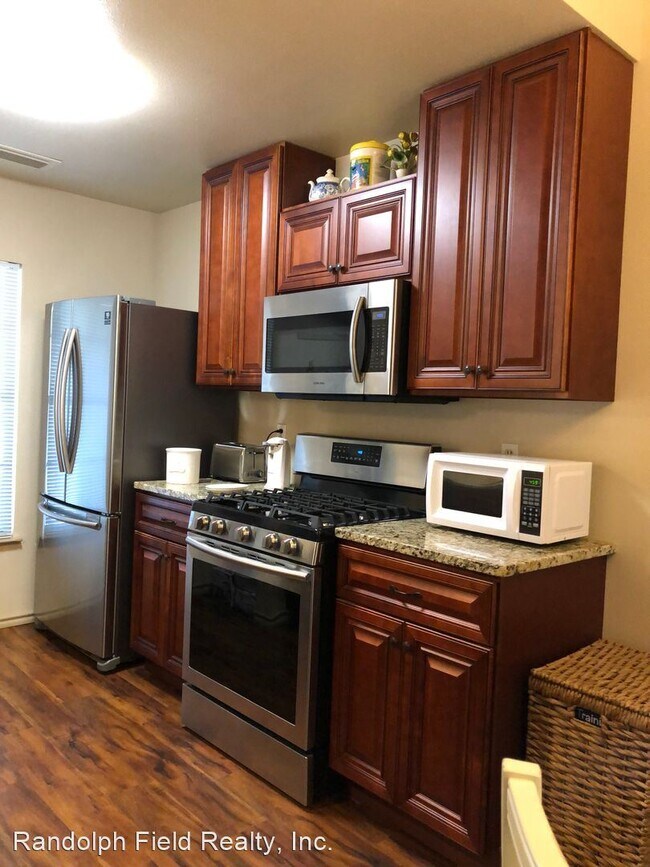 Building Photo - 3 br, 2 bath House - 8214 SPRING TOWN ST