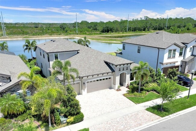 Building Photo - 14610 Red Castle Ave