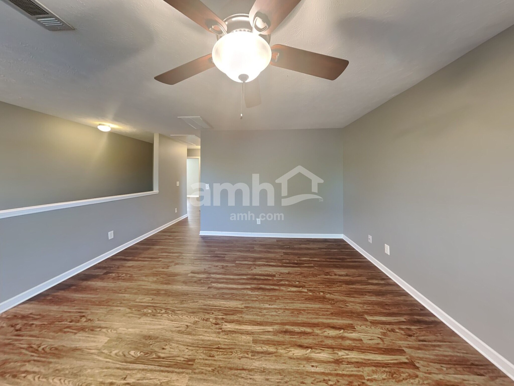 Building Photo - 1010 Harmony Ln