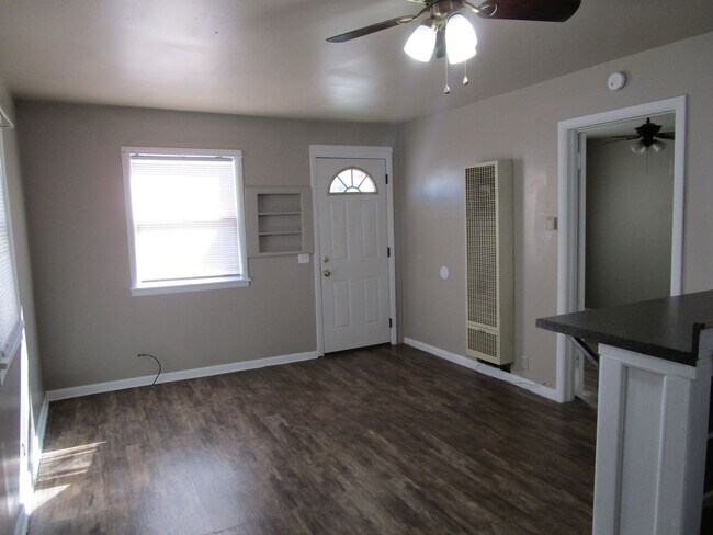 Building Photo - 310 East Tom Stafford